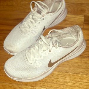 Nike track shoes size 8.5